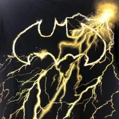 DCコミックス　バットマン サンダーTシャツ 黒 稲妻デザイン　Mサイズ