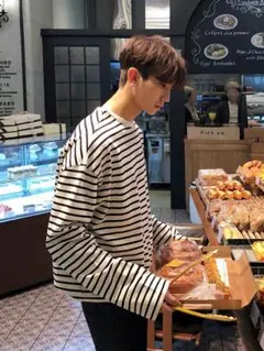 【サンプル品】Casual Striped Long Sleeve T 韓国のサムネイル