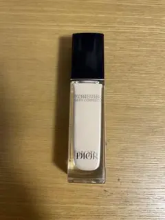 Dior スキンフォーエバー　スキンコレクトコンシーラー　00.5N