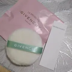 GIVENCHY パフ 新品未使用 パウダー 限定のサムネイル