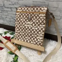 【COACH】コーチ オプアート柄ショルダーバッグ チャーム付き オプアートモチ 2026年最新】コーチ オプアート バッグの人気アイテム - メルカリ