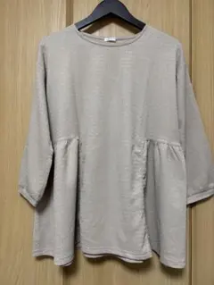 ★ハニーズ★トップス　カットソー　ペプラム　しまむら　GU ユニクロ