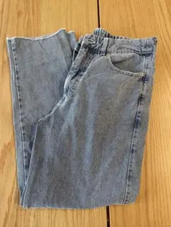 Item thumbnail for item dca15361-f852-4cba-8c0c-5d07d07e0270