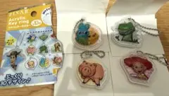 セリア　トイ・ストーリー ぷっくり3Dデザイン アクリルキーホルダー　4種
