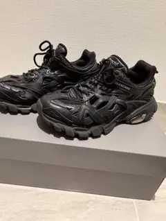 BALENCIAGA Track.2 スニーカー ブラックのサムネイル