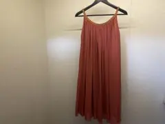 結婚式　披露宴　お呼ばれドレス オレンジ ノースリーブワンピース