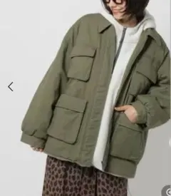 ニコアンド　中綿ミリタリーポケジャケット　カーキ