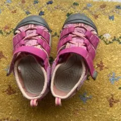 KEEN キッズサンダル 14.5㎝ピンク