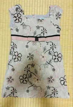 TOCCA トッカ　キッズ　花柄刺繍 半袖ワンピース 100