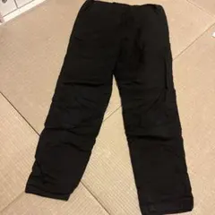 UNIQLO ユニクロ　140 黒　ズボン　パンツ