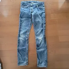 デニムストレートレッグパンツ 膝ダメージ