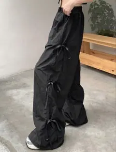 SHEIN シーイン ブラック カーゴパンツ ドローストリング DAZYボウタイ