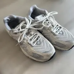 New Balance 725 スニーカー