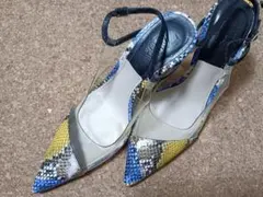 ポインテッドトゥ ハイヒール 青 黄 銀