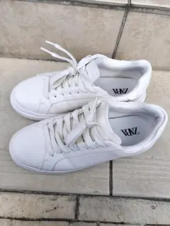 ZARA ホワイト スニーカー
