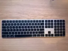 Magic Keyboard with Touch ID 日本語配列 テンキー黒 - メルカリ
