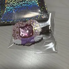 サンリオキャラクターズ　シークレットきらきらヘアクリップ　ハローキティ