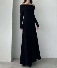 louere オフショルフレアニットワンピース　ブラック　sサイズ
