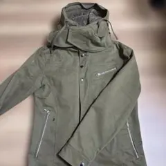 オリーブグリーン マウンテンパーカー