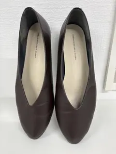 URBAN RESEARCH DOORS Vカットパンプス　ブラウン38