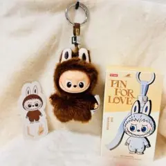 PIN FOR LOVE ラブブ　THE MONSTERS L イニシャル