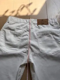 アバハウス　ショートパンツ白のサムネイル