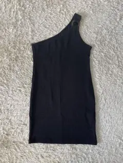 ベルシュカ　bershka ワンショルダー　ワンピースのサムネイル