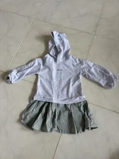 HAKKA KIDS フード付きワンピース グレー×グリーン