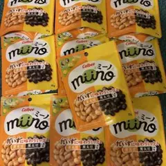 カルビー　ミーノ だいずに味わうミックス 黄大豆×黒大豆 しお味 10袋