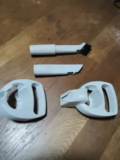 ◎値下げ日立掃除機用アタッチメント 隙間ノズル ブラシ 4点セットのサムネイル
