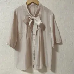 SOUP ピンクベージュ　5部袖　ブラウス　リボンタイ　フリル