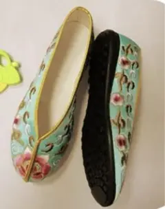 【新品・未使用】チャイナシューズ 刺繍 花柄 フラットシューズ 23.5cm
