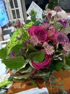 ユーカリとスターチスの切り花ブーケ ユーカリとスターチスの切り花ブーケ - メルカリ