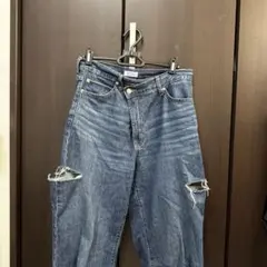 デニムパンツ　ローリーズファーム　サイドカットのサムネイル
