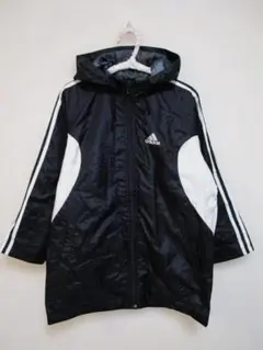 adidas アディダス 中綿入りジャンパー フード付き ブラック 130cm