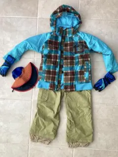 Burton 子ども用スノーボードウェア