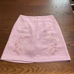 【美品】dazzlin/ダズリン　刺繍台形スカート　レディース　ピンク　Sサイズ