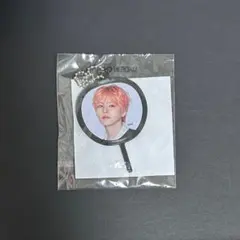 ヨシ treasure ミニうちわ カプセルトイ ファンコン