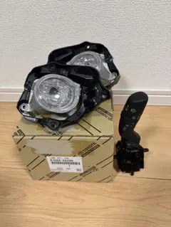 日産 クエスト RE52 純正ヘッドライト左右 中古 - メルカリ