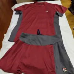 FILA テニスウェア Lサイズ 赤 グレーセットアップてす。