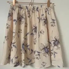 【CECIL McBEE】ピンク 花柄 フレアスカート Mサイズ