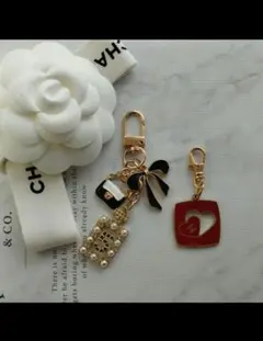 CHANEL　バレンタイン　ノベルティチャーム　　※キーホルダー
