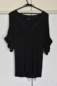 ロペ　黒カットソー