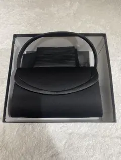 Item thumbnail for item bb7060af-b1a2-4790-81be-851687d4771a