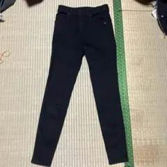 GU ブラック スキニーデニム ウエスト64㎝