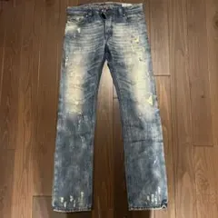 【超美品】DIESEL ストレート　デニムパンツ 28インチ