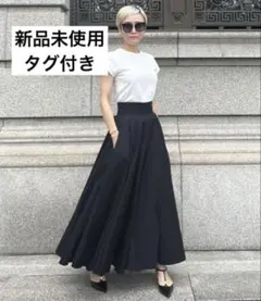 JENNE 新品未使用タグ付きリッチボリュームフレアスカート - メルカリ