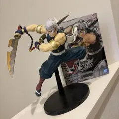 鬼滅の刃　宇髄天元フィギュア