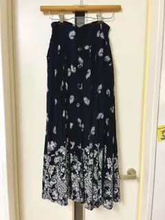 ペイズリー柄 フレアロングスカート