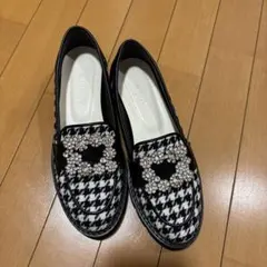 DIANA ハウンドトゥース ローファー - メルカリ